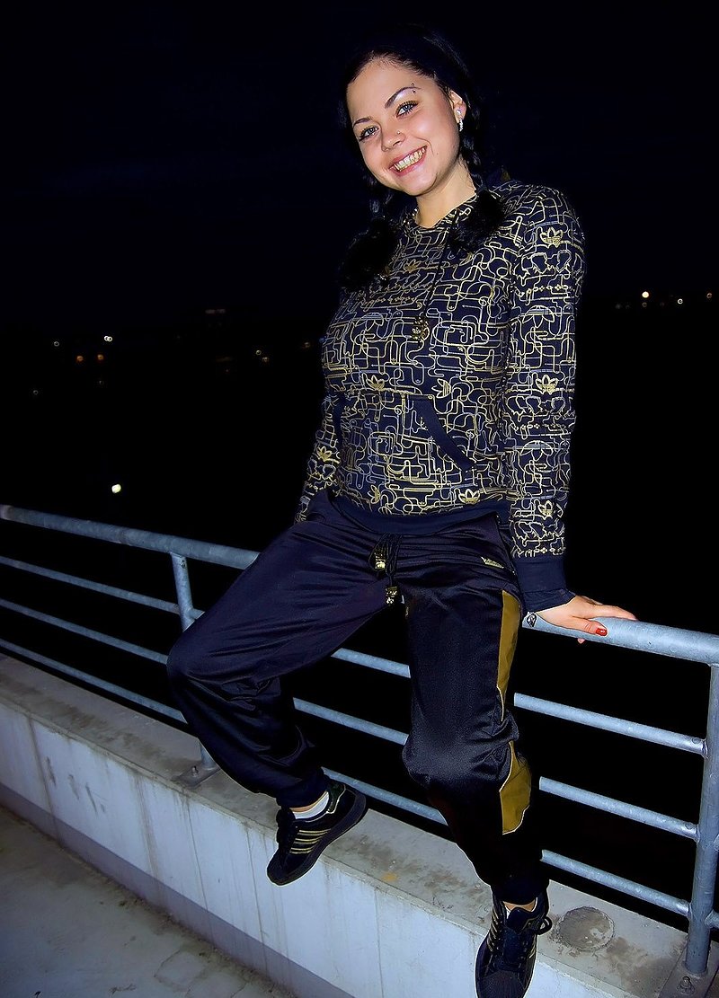 Лилиана, 41