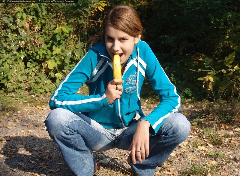 Ксения, 43